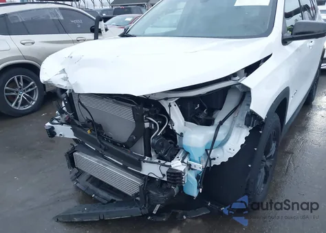 2024 GMC Terrain Awd At4 z USA, uszkodzony, nr VIN 3GKALYEG9RL316002